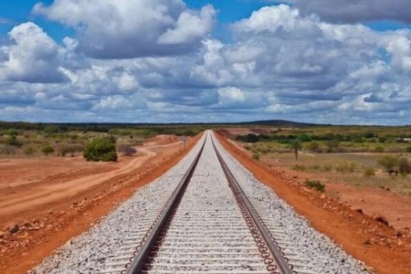 105177660-31-10-2022-16h05-principal-projeto-logistico-ferrograo-impulsionara-escoamento-de-grao-1-.jpg