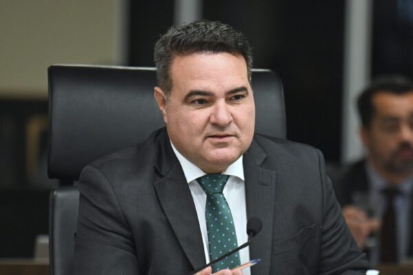 TCU aponta falhas em R$ 30,6 milhões de emendas Pix