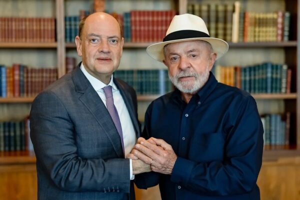 Presidente Lula formaliza adesão do Rio ao Propag e reduz dívida estadual