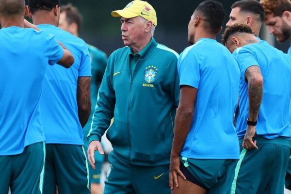 Seleção brasileira enfrenta atraso em voo para Miami