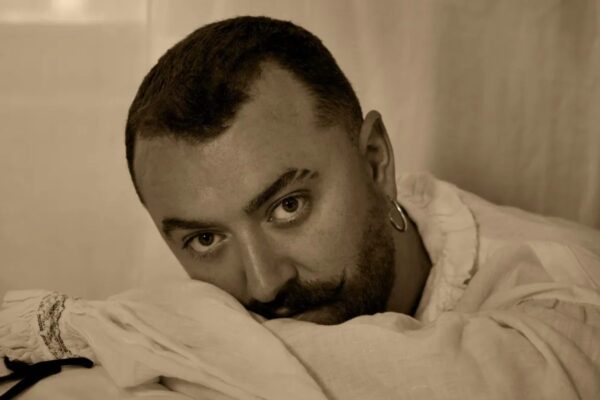 Sam Smith lança clipe e anuncia álbum Hazel Eyes