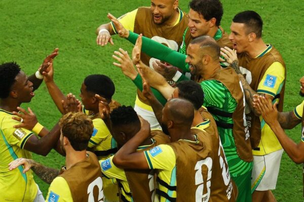 Marquinhos alcança marca histórica na seleção brasileira