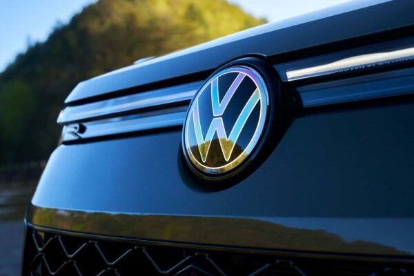 Volkswagen lidera mercado automotivo europeu em maio de 2026