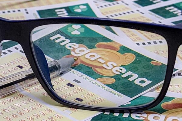 Caixa sorteia prêmio de R$ 3,5 milhões na Mega-Sena