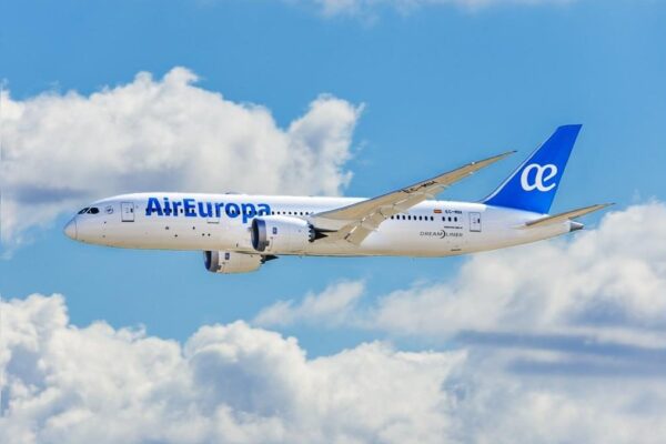 Air Europa conecta Madri à capital de El Salvador