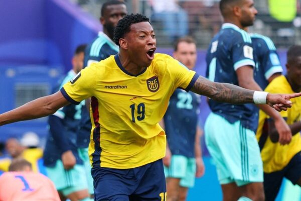 Japão enfrenta o Brasil após empate com a Suécia