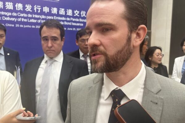 Dario Durigan restringe publicidade de bets na Copa
