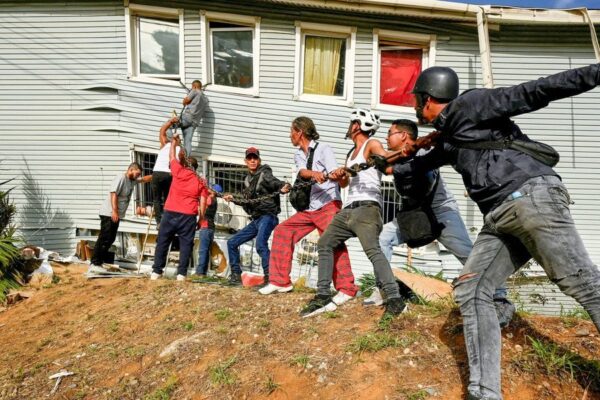 Delcy Rodríguez confirma 589 mortos em terremotos na Venezuela