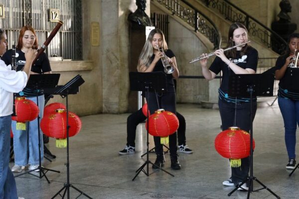 Orquestra Chiquinha Gonzaga inicia turnê internacional na China