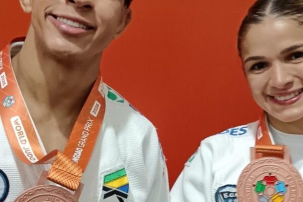 Larissa Pimenta e Ronald Lima conquistam medalhas na China
