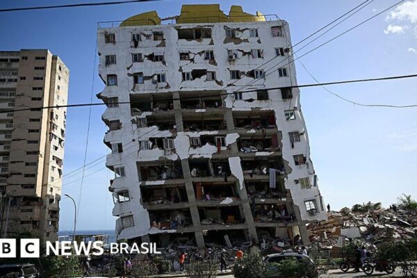 Governo da Venezuela confirma 920 mortes após terremotos