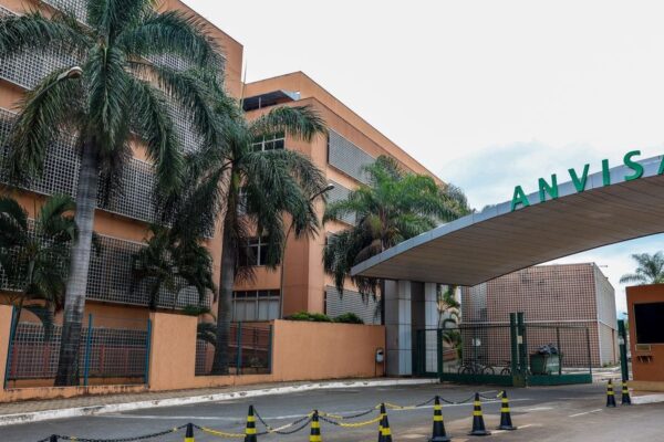 Anvisa veta suplemento Artro100 e lotes da Idn Labs
