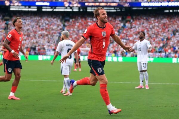Harry Kane supera recorde de gols da Inglaterra