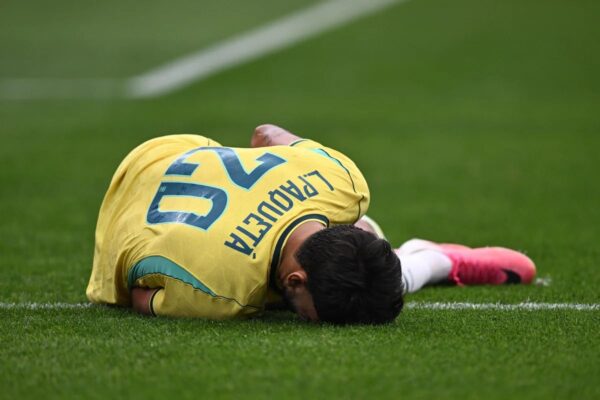 Lucas Paquetá realiza exames médicos em Nova Jersey