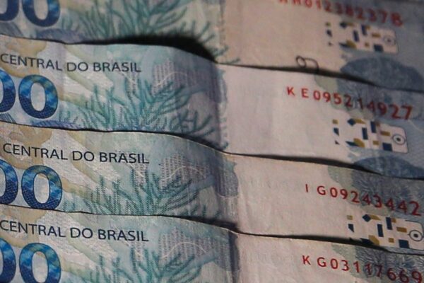 Tesouro Nacional aponta déficit de R$ 53,3 bilhões
