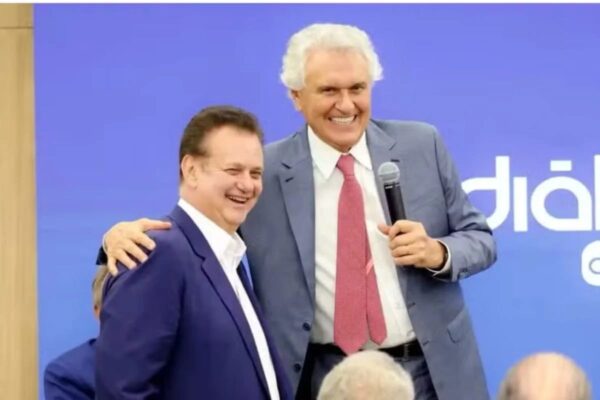 Ronaldo Caiado negocia vice com Gilberto Kassab para 2026