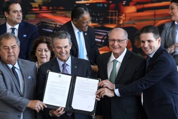 Geraldo Alckmin libera R$ 525,1 bilhões para Plano Safra 2026