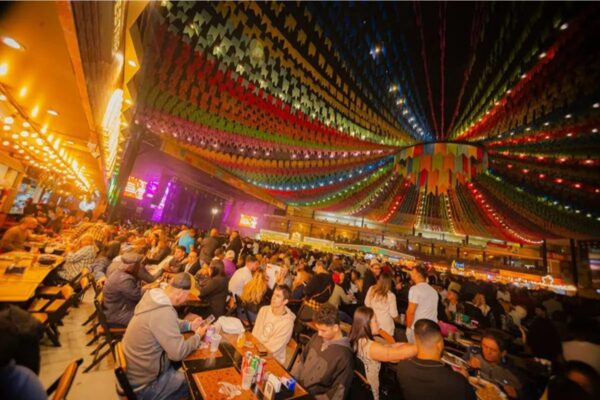 Distrito Federal mantém festas juninas durante julho