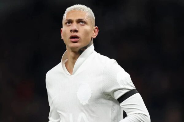 Richarlison disputa mansão de R$ 10 milhões na Justiça