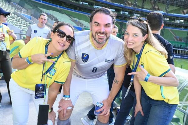 Grupo Omint realiza torneio de futebol no Nubank Parque