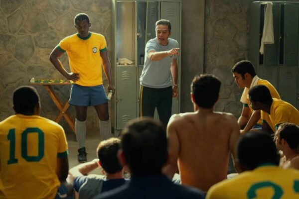 Wilson Piazza questiona veracidade de diálogos em série