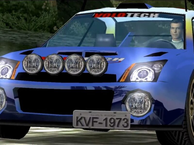 Jogo 007 exibe placa de Volta Redonda em Subaru