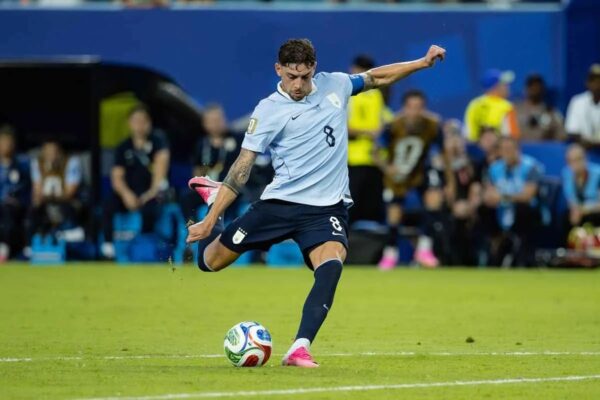 Frederico Valverde assume responsabilidade por eliminação do Uruguai