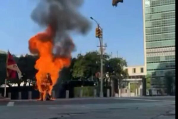 Logba Rangzen morre após protesto em Nova York