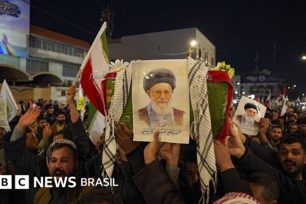 Irã inicia cerimônia fúnebre de Ali Khamenei em Teerã