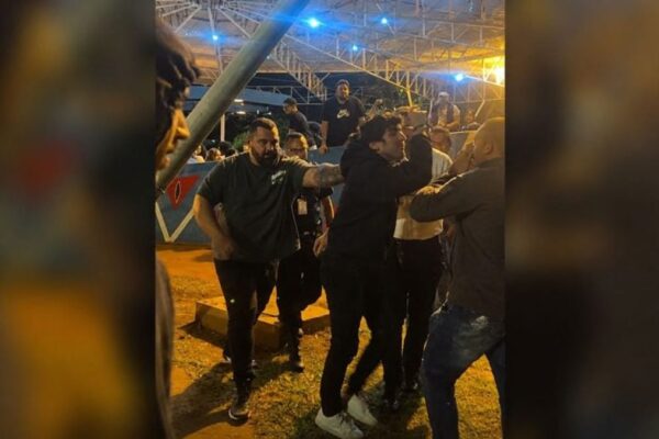 PT acusa extrema-direita por tumulto contra Fernando Haddad