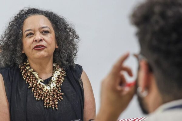 Ana Maria Gonçalves ocupa cadeira na Academia Brasileira