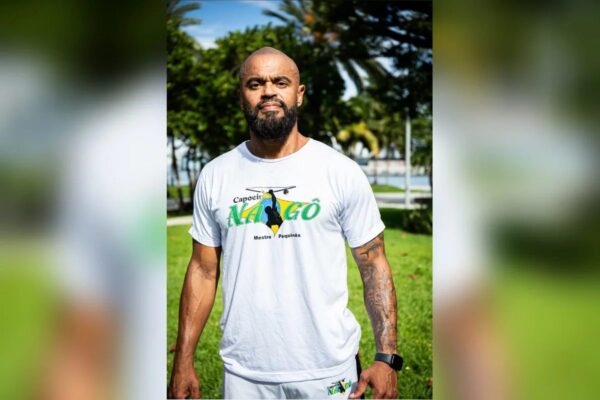 Mestre Pequinês organiza circuito de capoeira em Miami