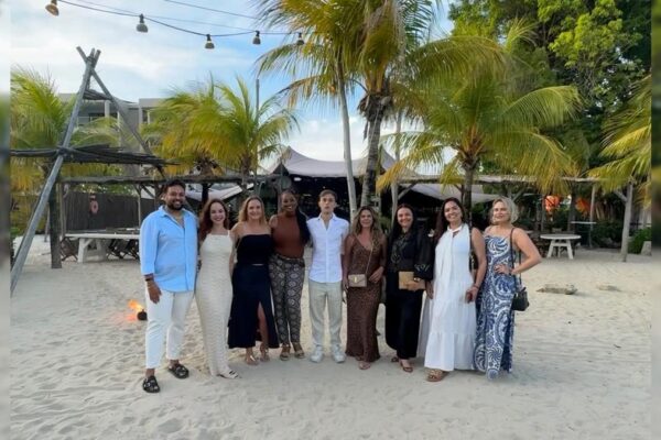 Lékè Destination Strategy capacita agentes de viagens em Curaçao