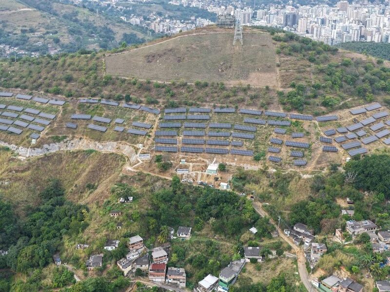 Prefeitura de Niterói inaugura usina solar no Morro do Boa Vista