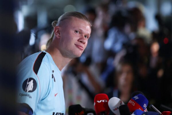 Erling Haaland enfrenta companheiros ingleses nas quartas da Copa