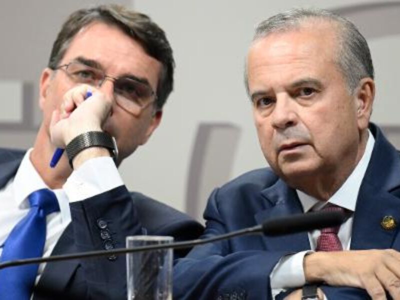 os-senadores-flavio-bolsonaro-pl-rj-e-rogerio-marinho-pl-rn-1773089107425_v2_615x300